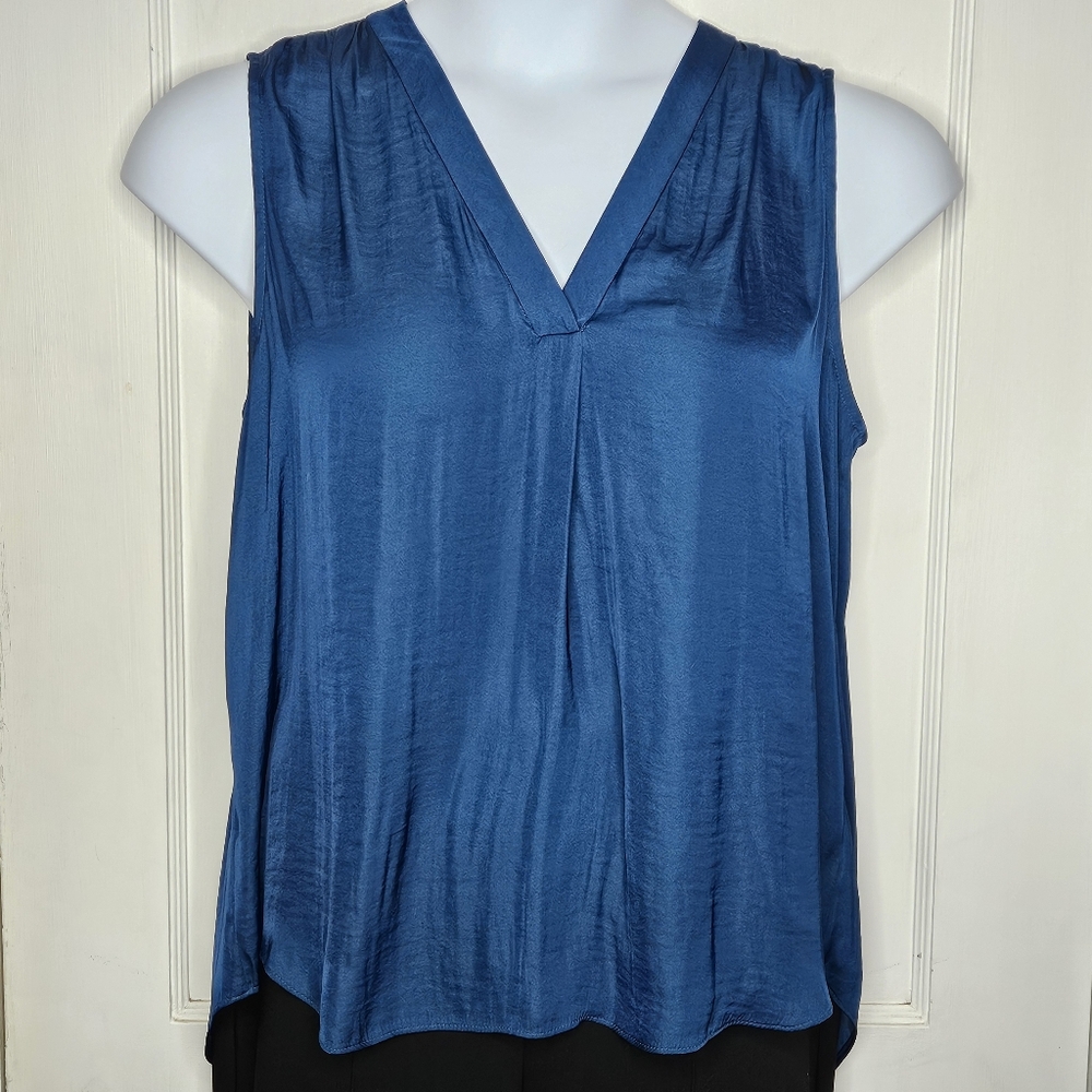 Vince Camuto V-neck Sleeveless Top In Teal Blue - Size Large